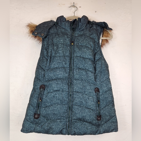 Green Tea Women's Puffer Vest Faux Fur Removable Hood Size M Zip‎ - Picture 1 of 5
